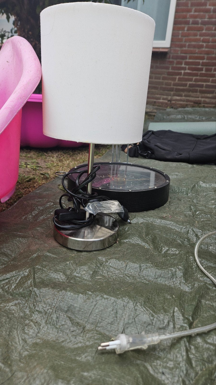 Witte tafellamp met stoffen kap, Ophalen, Gebruikt, Metaal