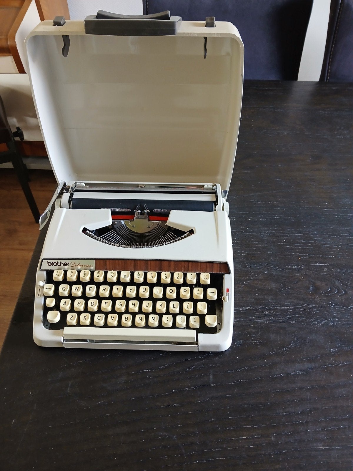 brother Deluxe 900 typmachine, Diversen, Ophalen