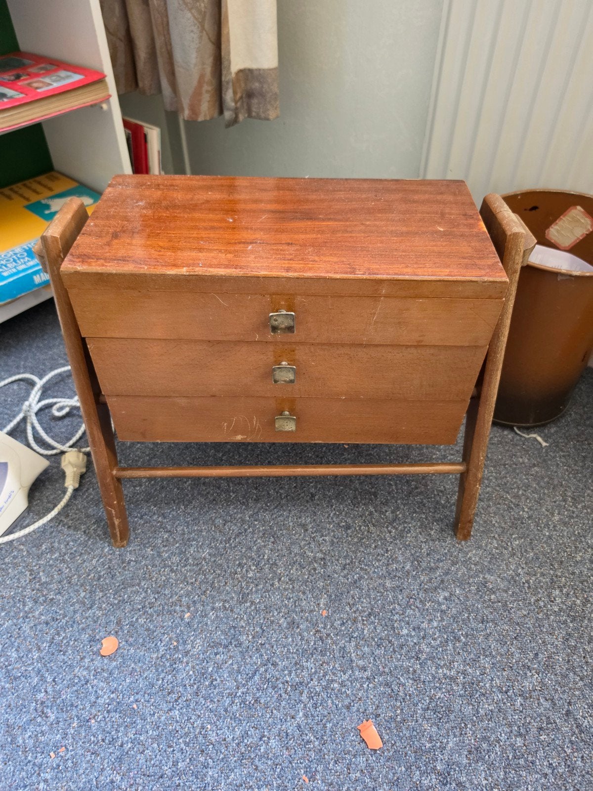 Vintage Naaikastje / Naaidoos van Hout, Ophalen, Geen idee, Geen idee, Geen idee