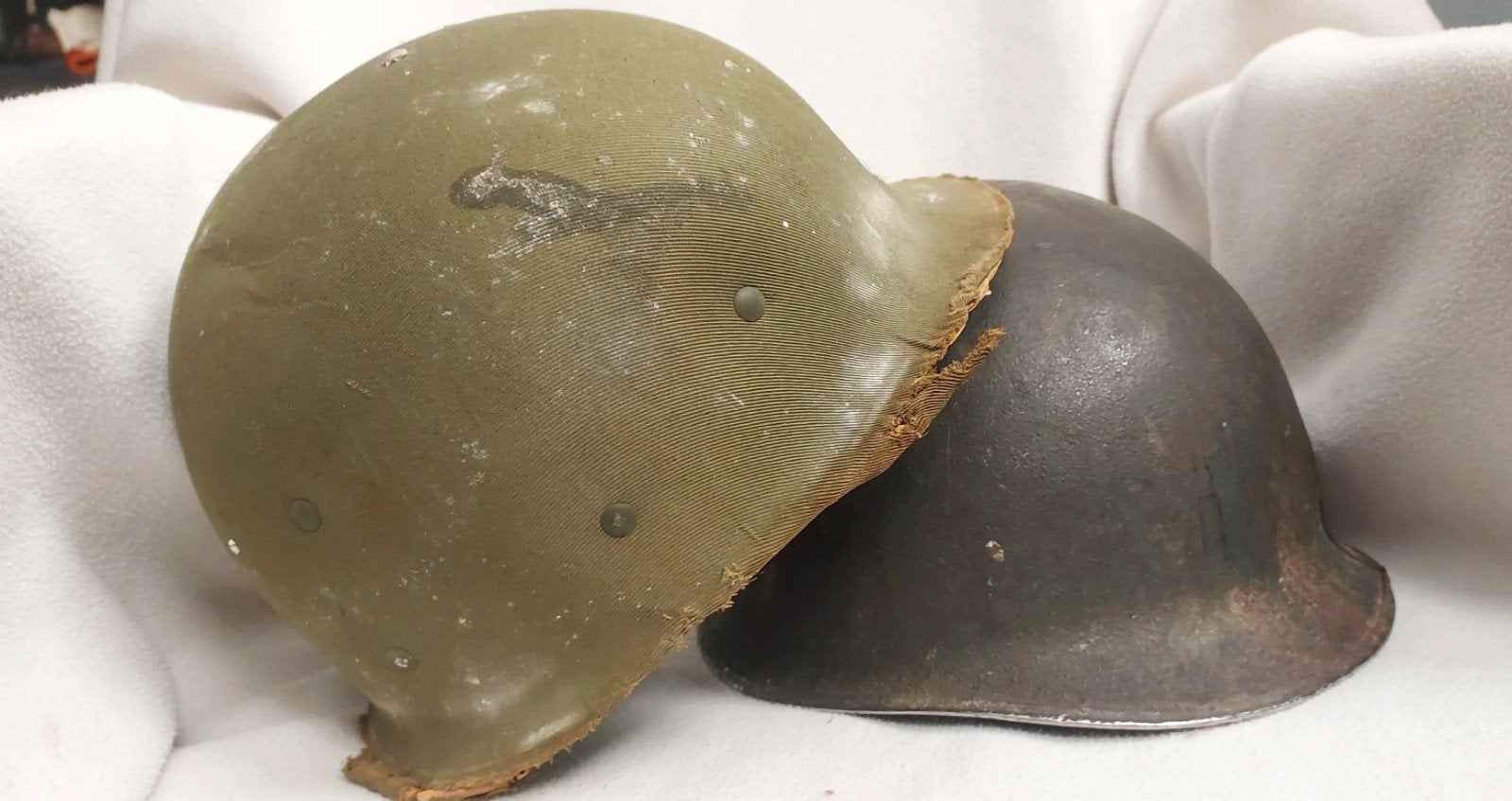 Ww2 M1 helm hawley liner, Verzamelen, Ophalen of Verzenden, Landmacht, Amerika, Helm of Baret