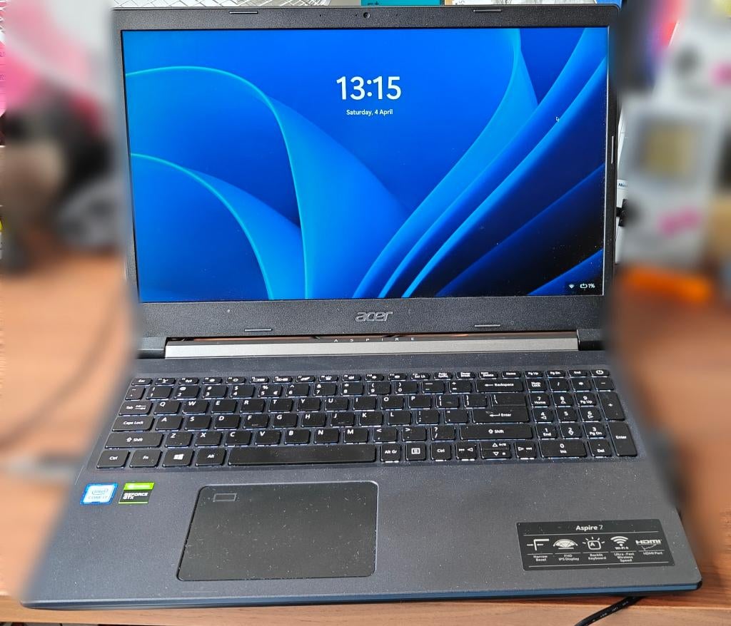 Acer Aspire 7, Ophalen, Met videokaart, 2 tot 3 Ghz, 512 GB
