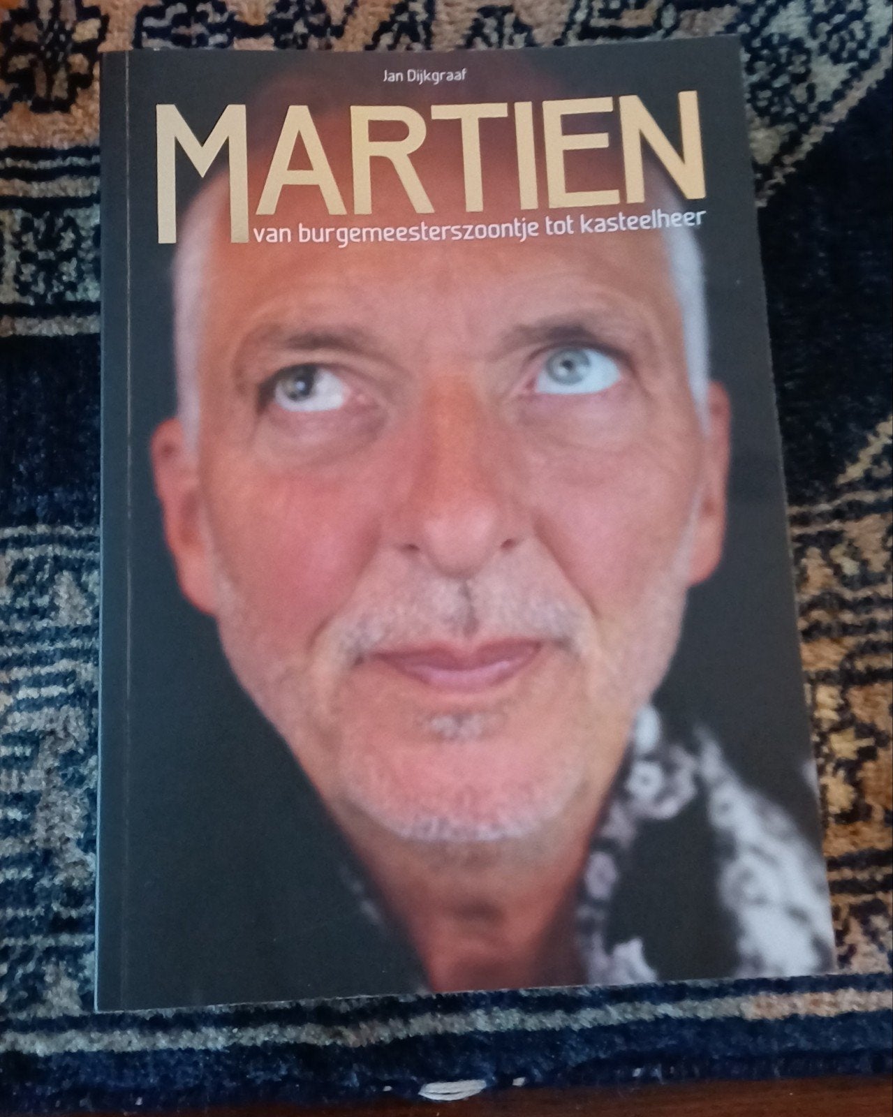 Martien Meiland Boek, Ophalen of Verzenden, Zo goed als nieuw, Jan Dijkgraaf