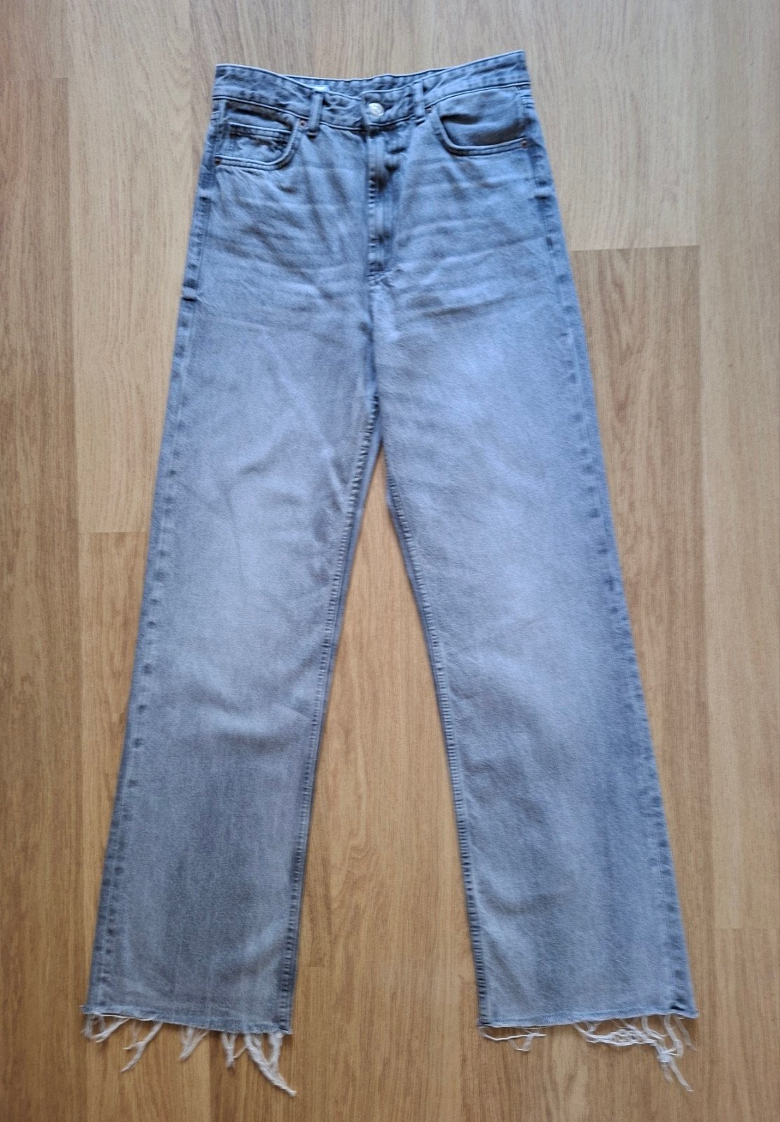 Mooie, grijze wide-leg voor dames, maat 40 -  tall, Zara, Ophalen of Verzenden, Zo goed als nieuw, W30 - W32 (confectie 38/40)