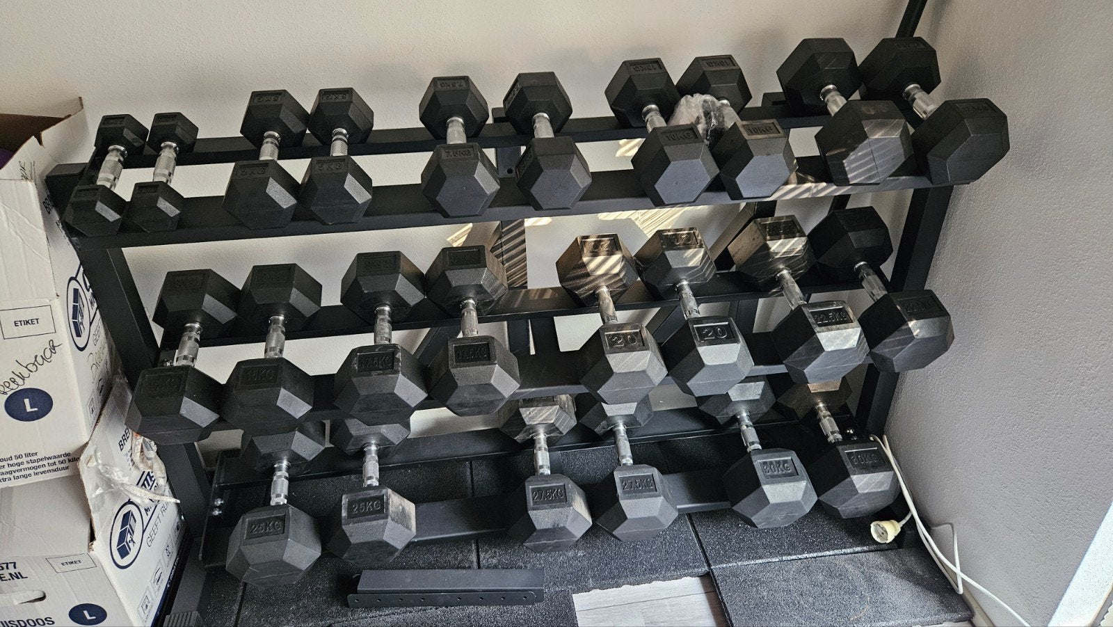 Dumbbell set met rek - Zo goed als nieuw, Ophalen, Zo goed als nieuw, Halterset