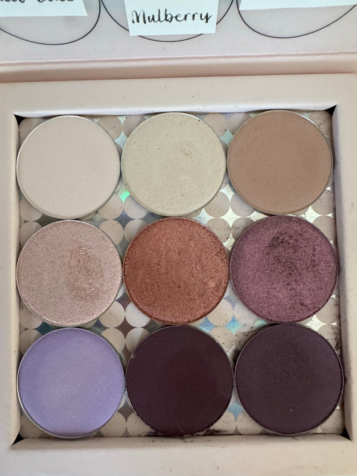 L’OYÉ Holly Berry Haze palette – 9 kleuren – z.g.a.n., Ophalen of Verzenden, Zo goed als nieuw, Make-up, Overige kleuren