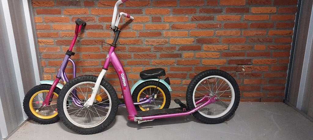 Te koop ! Twee kinderstepjes, Ophalen, Gebruikt, Gewone step, Onbekend