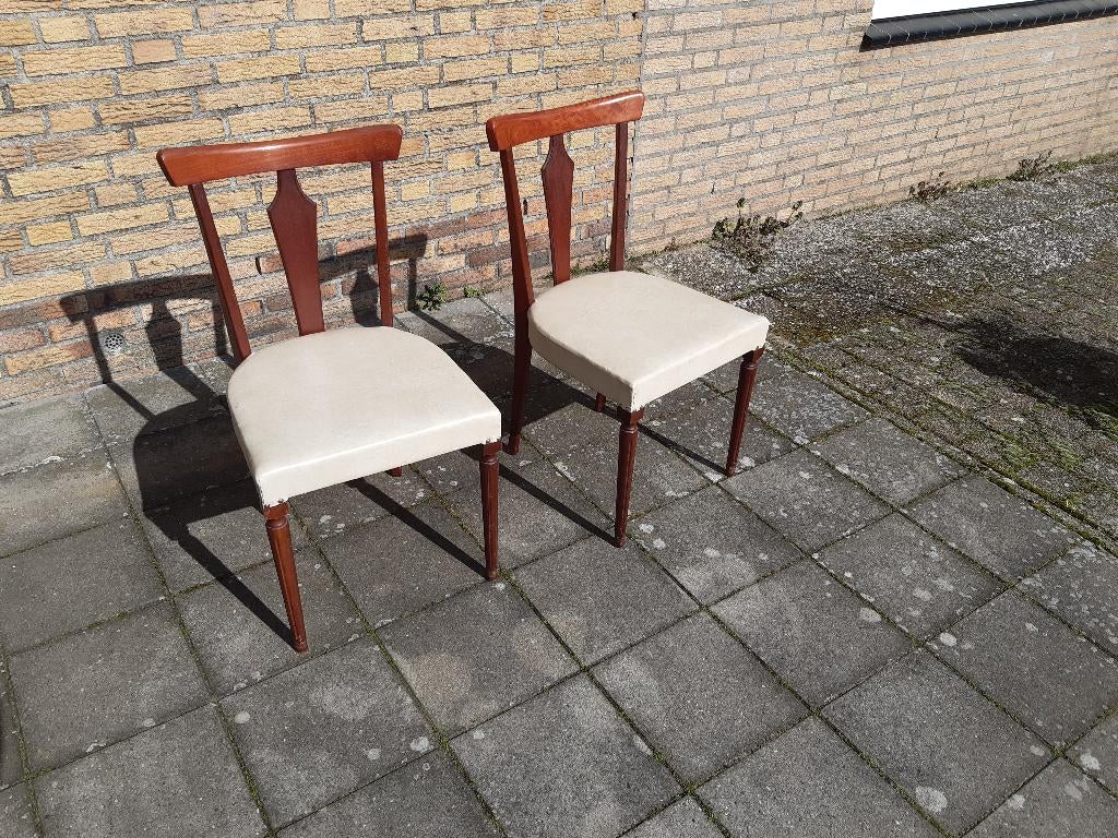 twee antieke vintage stoelen, Huis en Inrichting, Stoelen, Gebruikt, Twee, Hout, Leer, Wit, Ophalen
