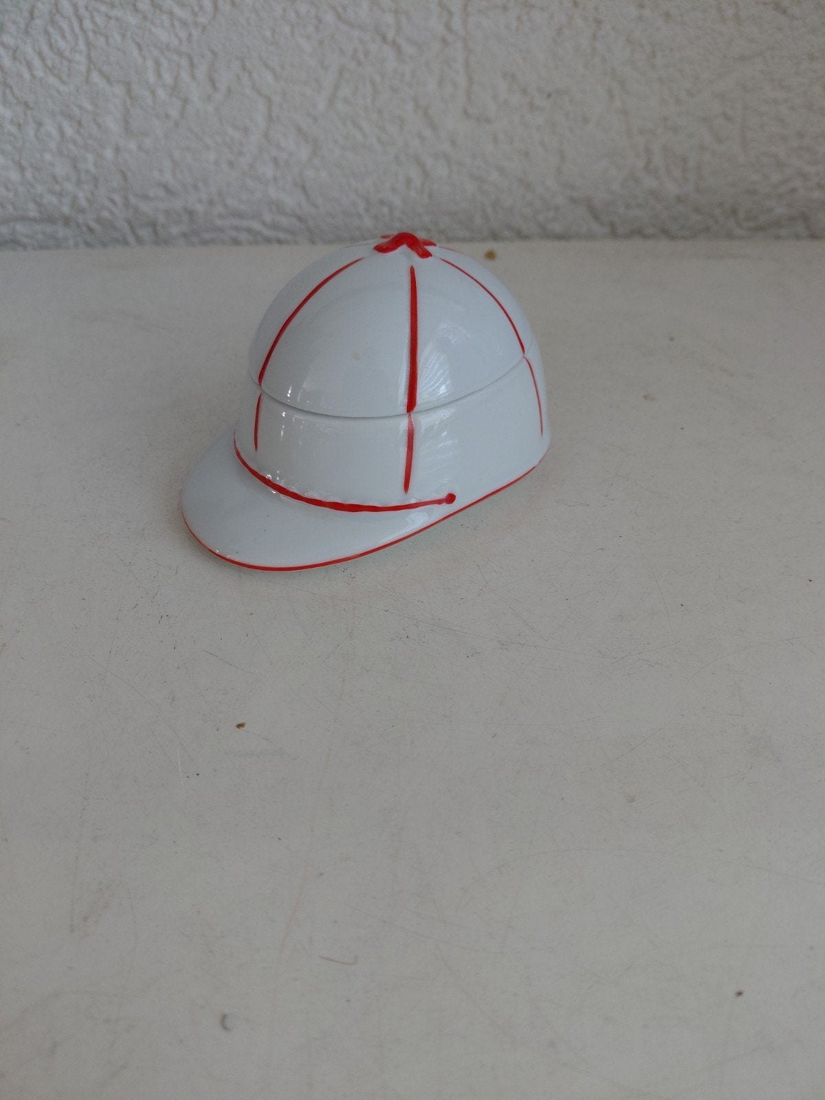 Decoratief doosje in vorm van honkbalpet, Ophalen of Verzenden