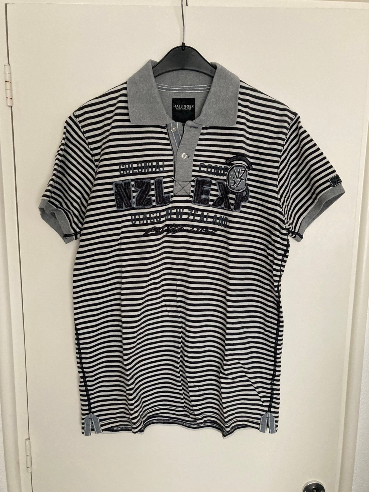Polo Hallinger New Zealand - L, Kleding | Heren, Polo's, Ophalen of Verzenden, Zo goed als nieuw