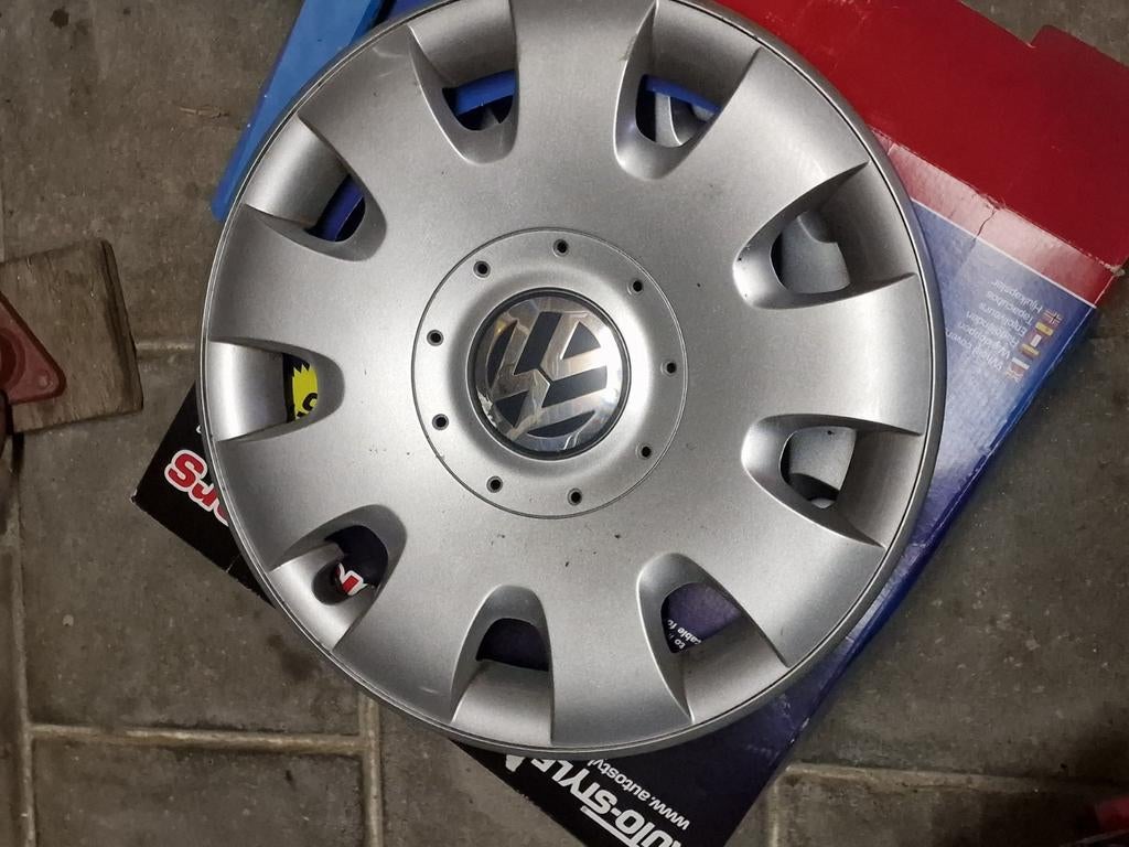 VW Golf 7, winterbanden 4 keer, 195/65/15, Auto diversen, Wieldoppen, Ophalen of Verzenden