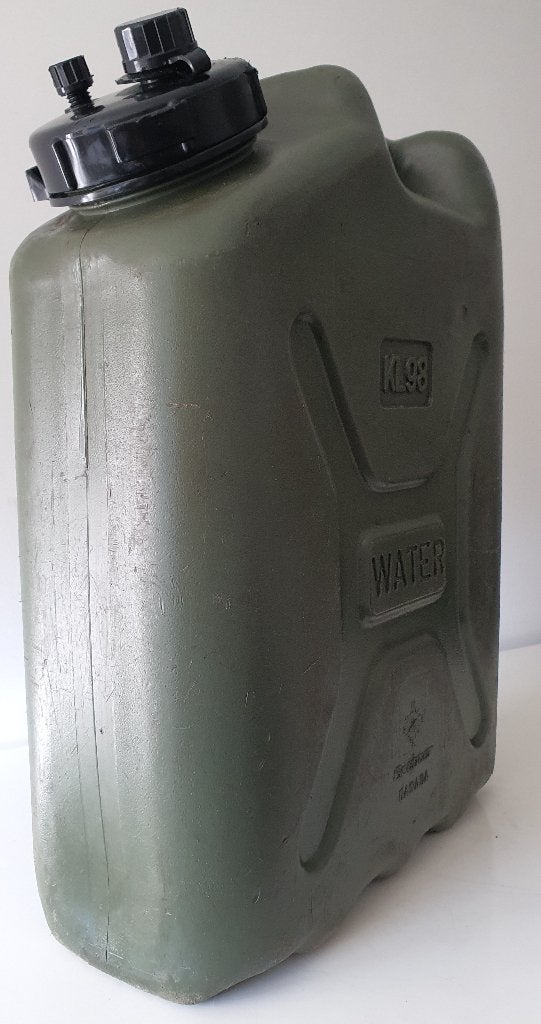 Foto 8 van NL Leger 20 L. Water Jerrycan Camper Caravan Tent Noodpakket