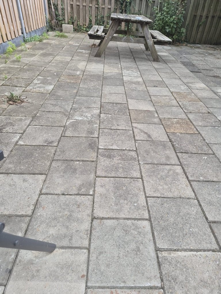Gratis af te halen: ca. 50 m² nette tuintegels 30x30 cm, Ophalen, Gebruikt, 10 m² of meer, Beton