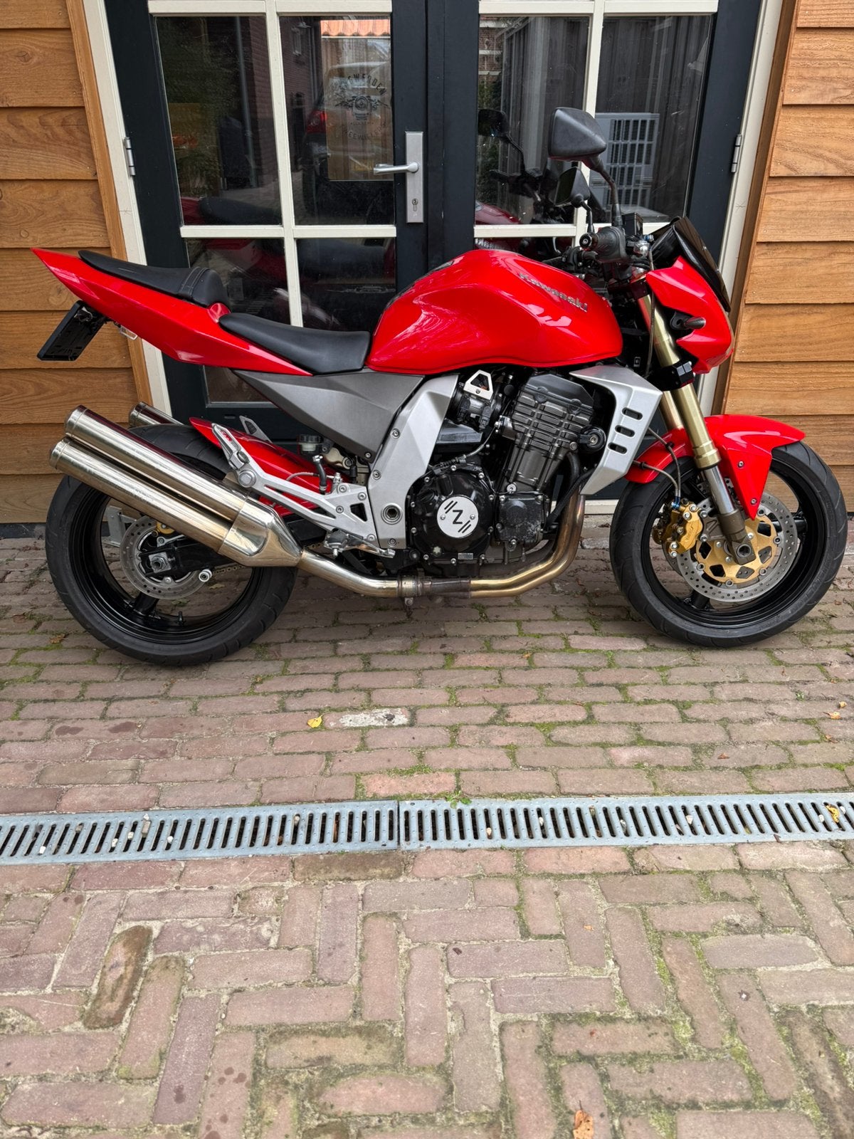 Kawasaki Z1000 2005, 4 cilinders, Meer dan 35 kW, Handgeschakeld, Naked bike