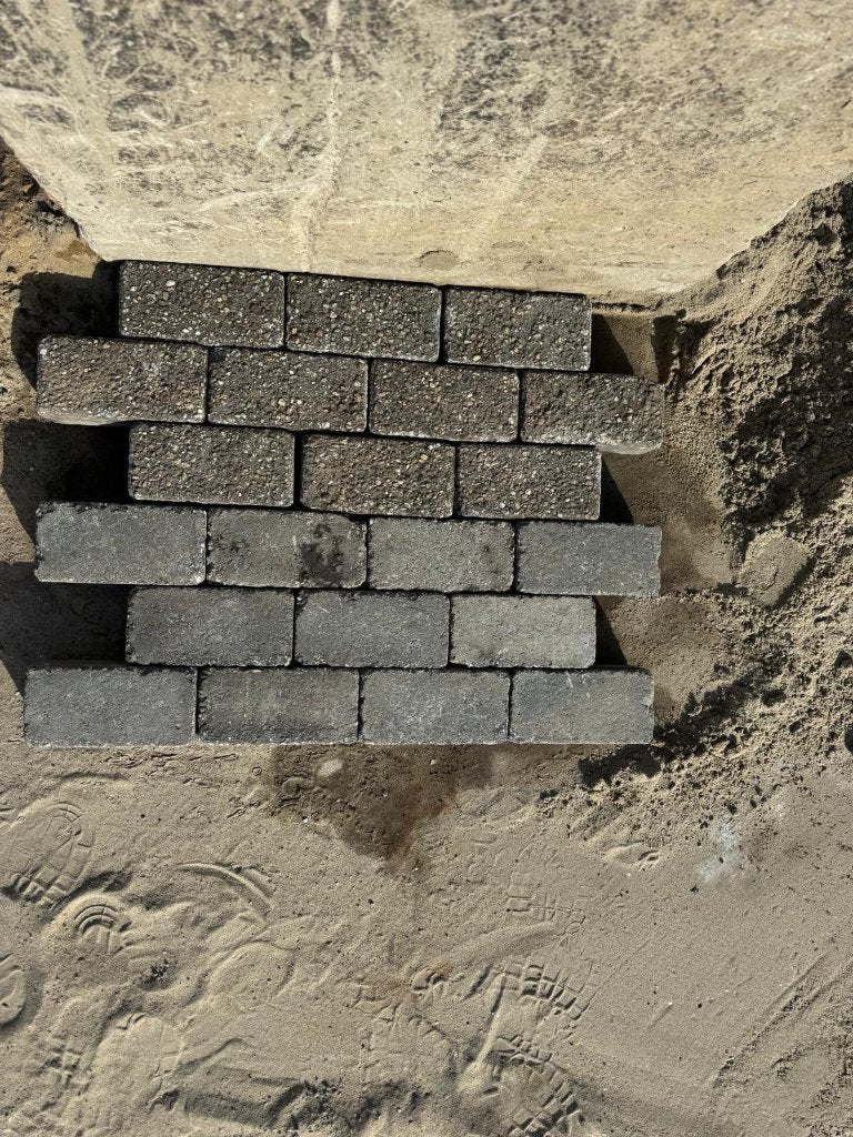 gebruikte betonklinkers bkk zwart, Ophalen of Verzenden, Gebruikt, Beton, Klinkers