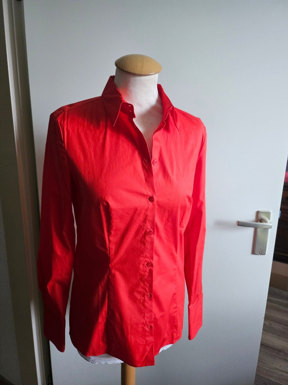 Hugo Boss Blouse, Kleding | Dames, Blouses en Tunieken, Nieuw, Maat 34 (XS) of kleiner, Rood, Ophalen of Verzenden
