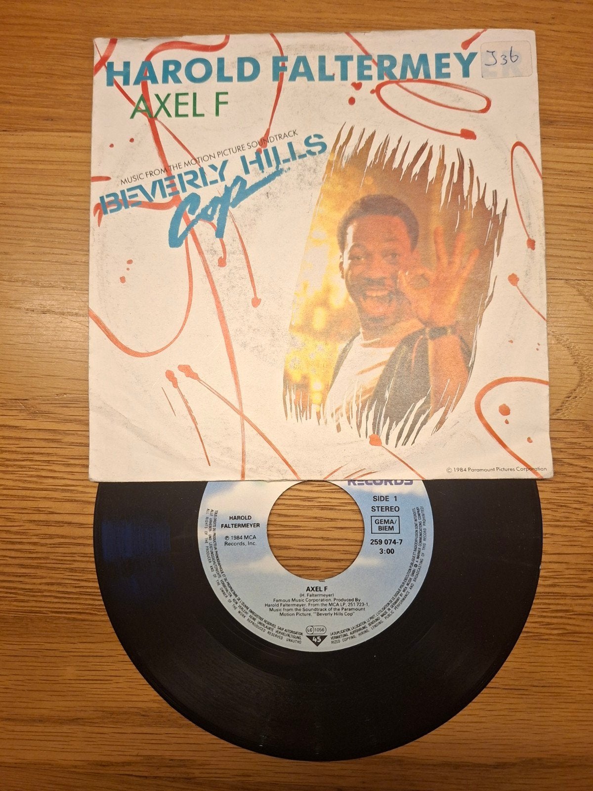 Harold Faltermeyer - Axel F (Beverly Hills Cop Soundtrack), Gebruikt, Filmmuziek en Soundtracks, 7 inch, Ophalen of Verzenden