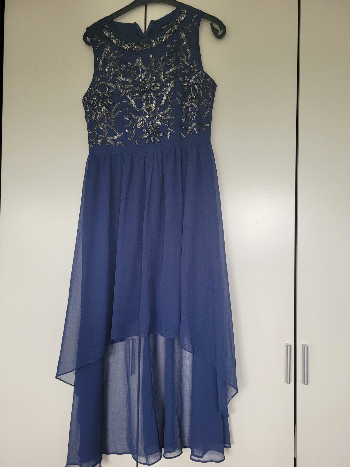 Prachtige blauwe galajurk met pailletten, maat 44, Kleding | Dames, Blauw, Maat 42/44 (L), Ophalen of Verzenden, Zo goed als nieuw