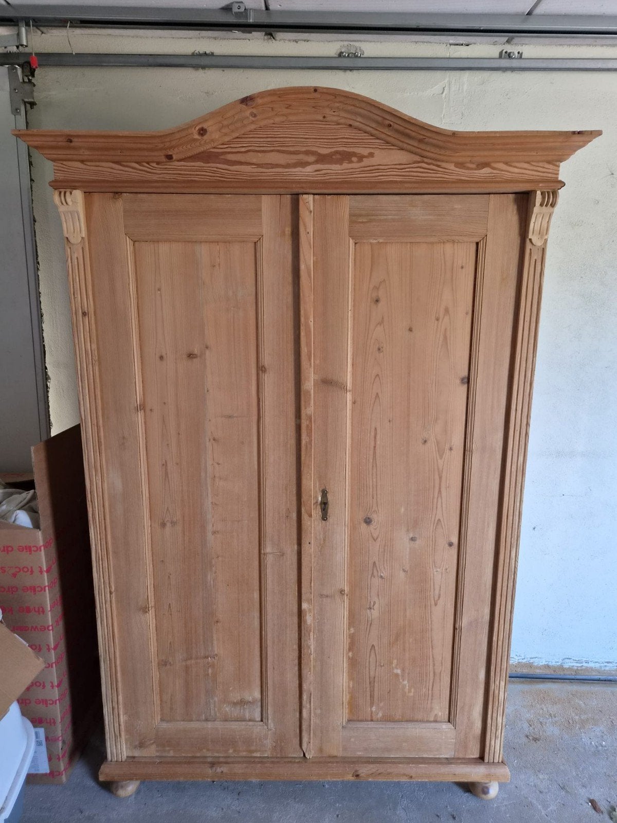 mooie oude houten kast, Ophalen