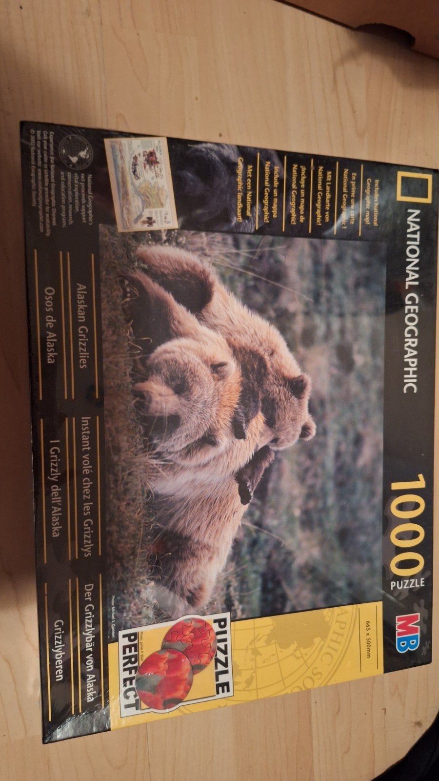 National Geographic 1000 stukjes puzzel - Alaskan Grizzlies, Ophalen