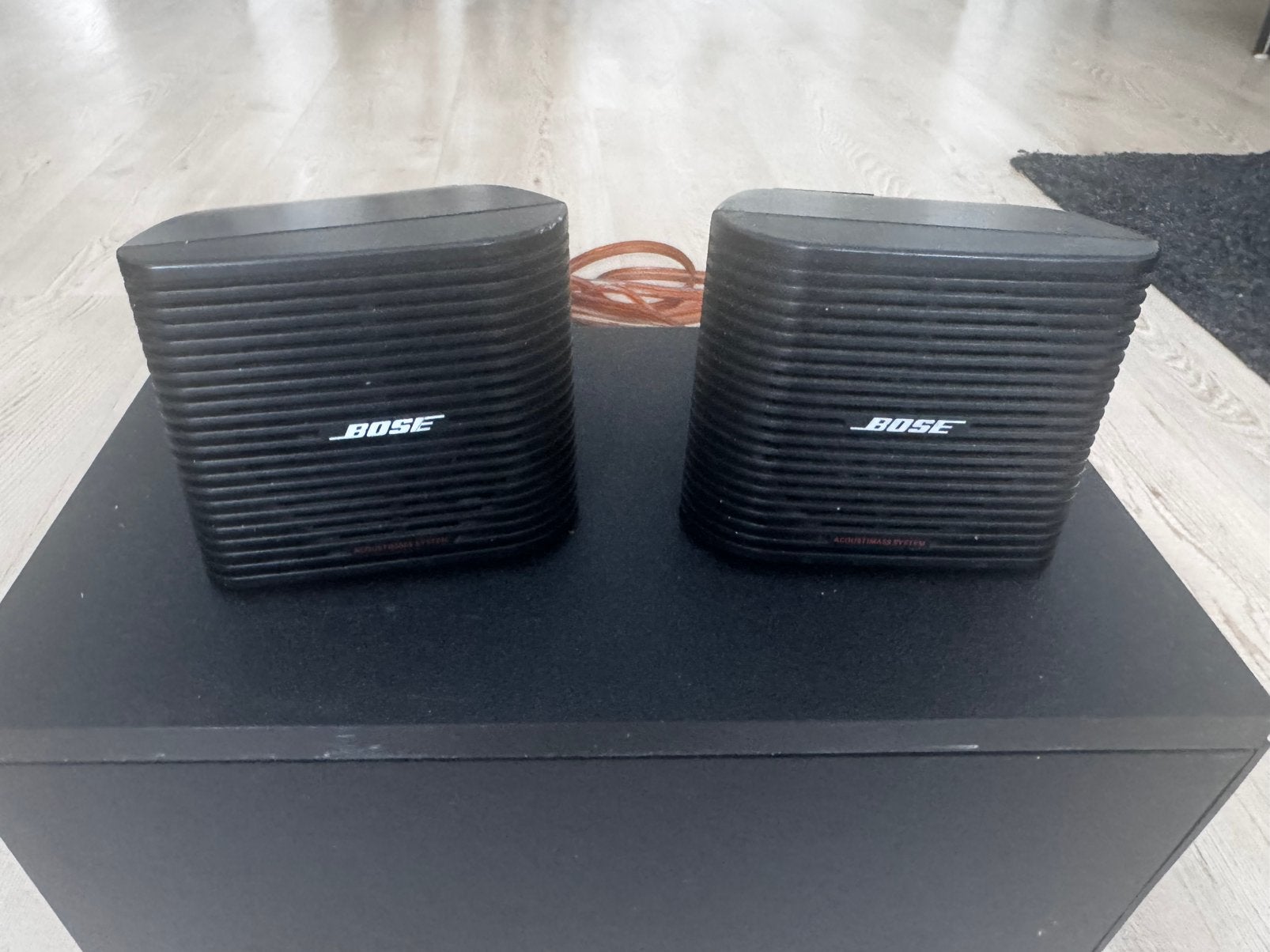 Bose Acoustimass 3 speaker system, Ophalen of Verzenden, Zo goed als nieuw, Bose