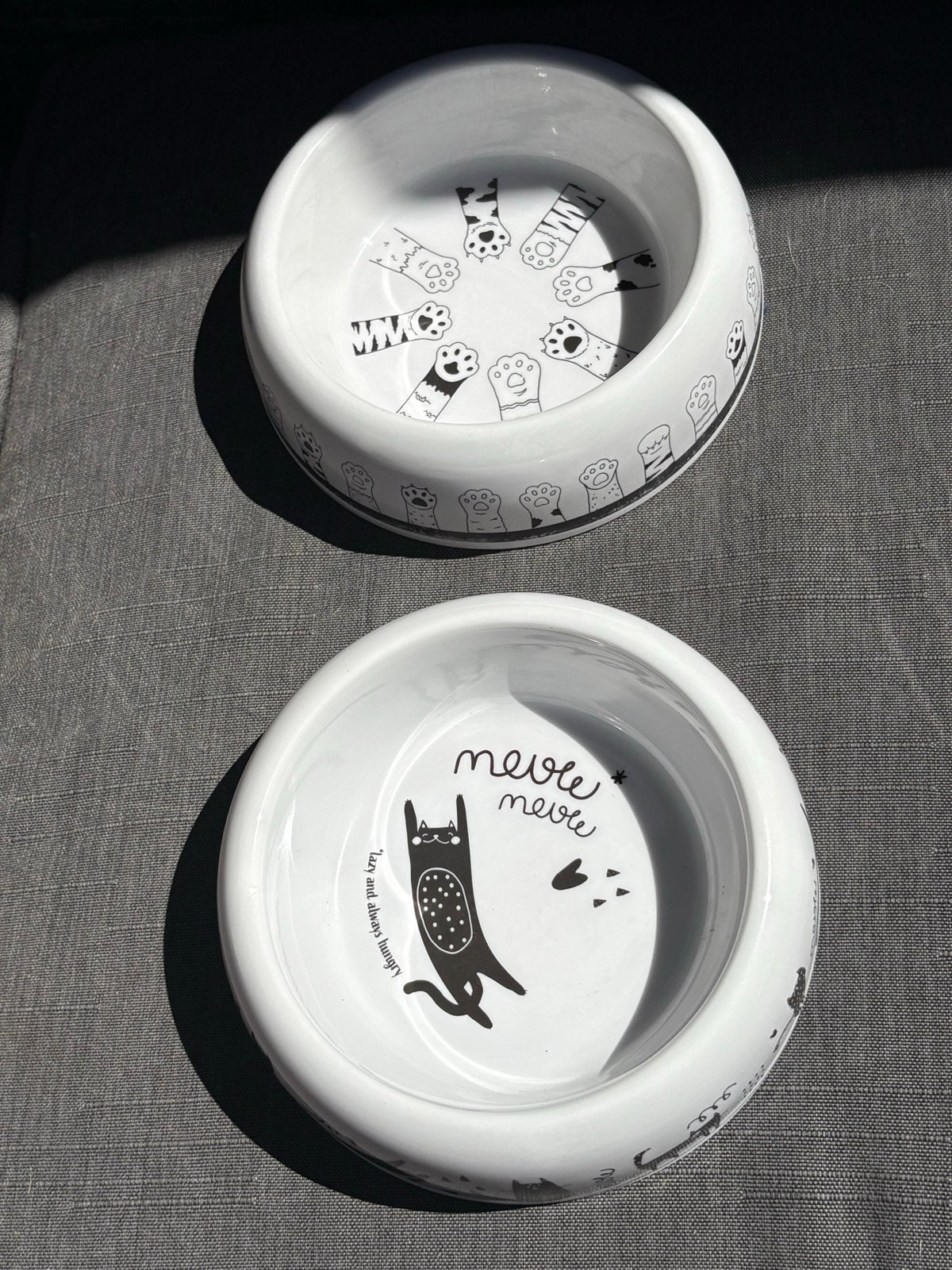 Leuke katten voer en waterbakjes, Ophalen