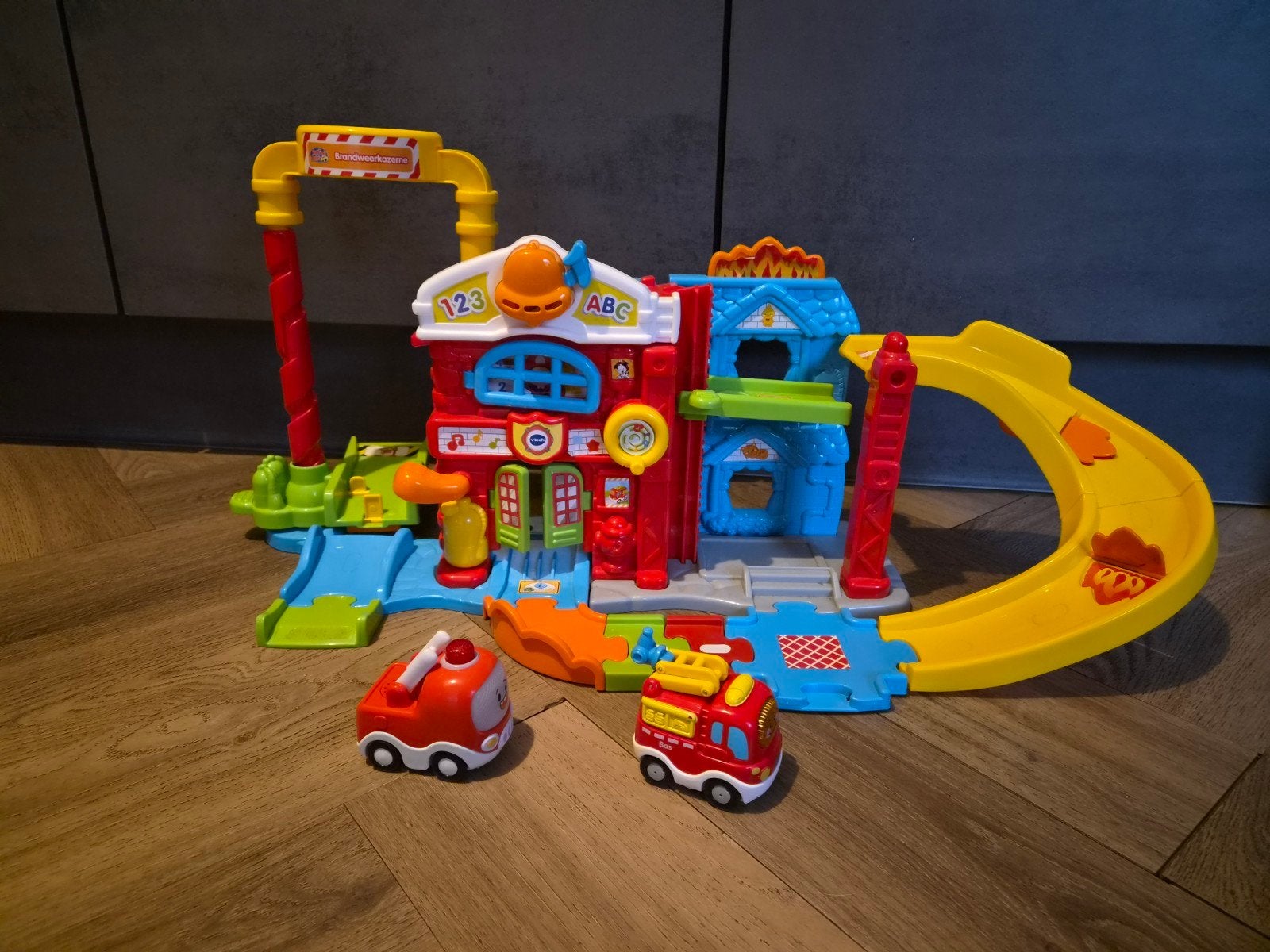 toet toet auto's brandweerkazerne, Kinderen en Baby's, Ophalen, 2 tot 4 jaar