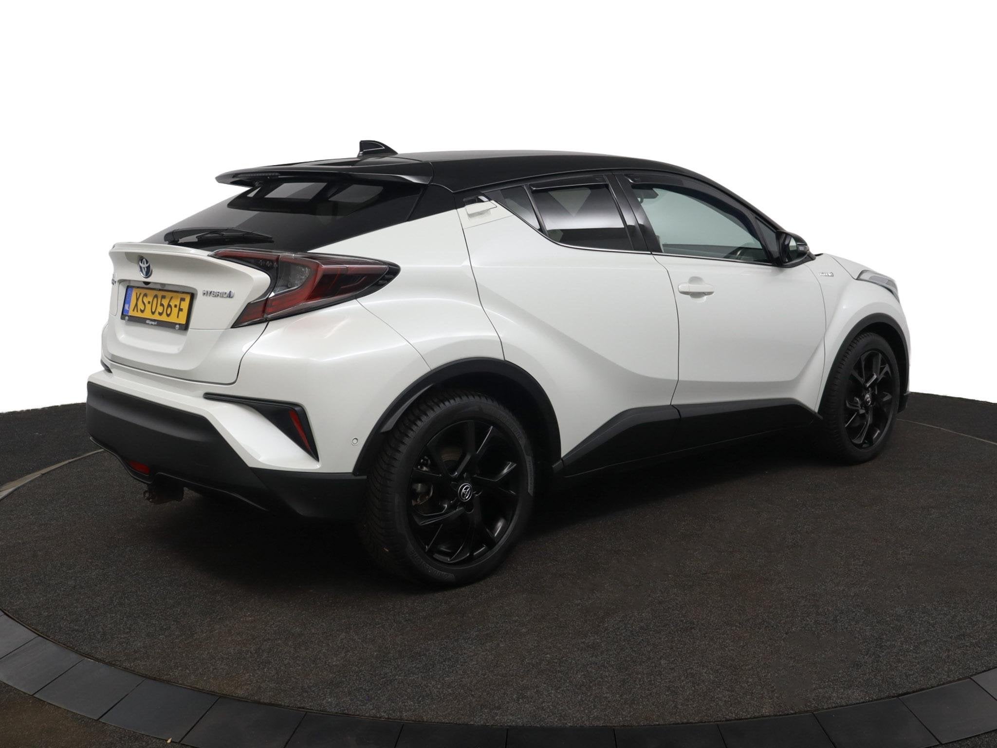 Toyota C-HR 1.8 Hybrid Style | Stoelverwarming | JBL Audio |, Auto's, Toyota, 12 maanden, Stof, Euro 6, 4 cilinders