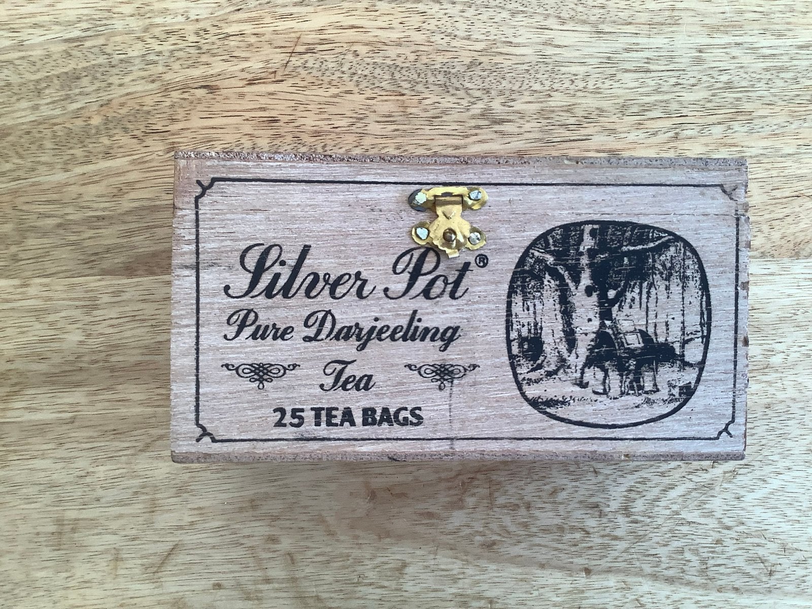 Houten theedoosje 'Silver Pot Pure Darjeeling Tea', Ophalen of Verzenden, Gebruikt