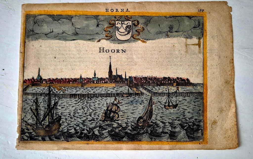 Oud gekleurde gravure Hoorn, 1640, Lodovico Guicciardini, Verzenden, Stadsgezicht, 1600 - 1699, Gravure