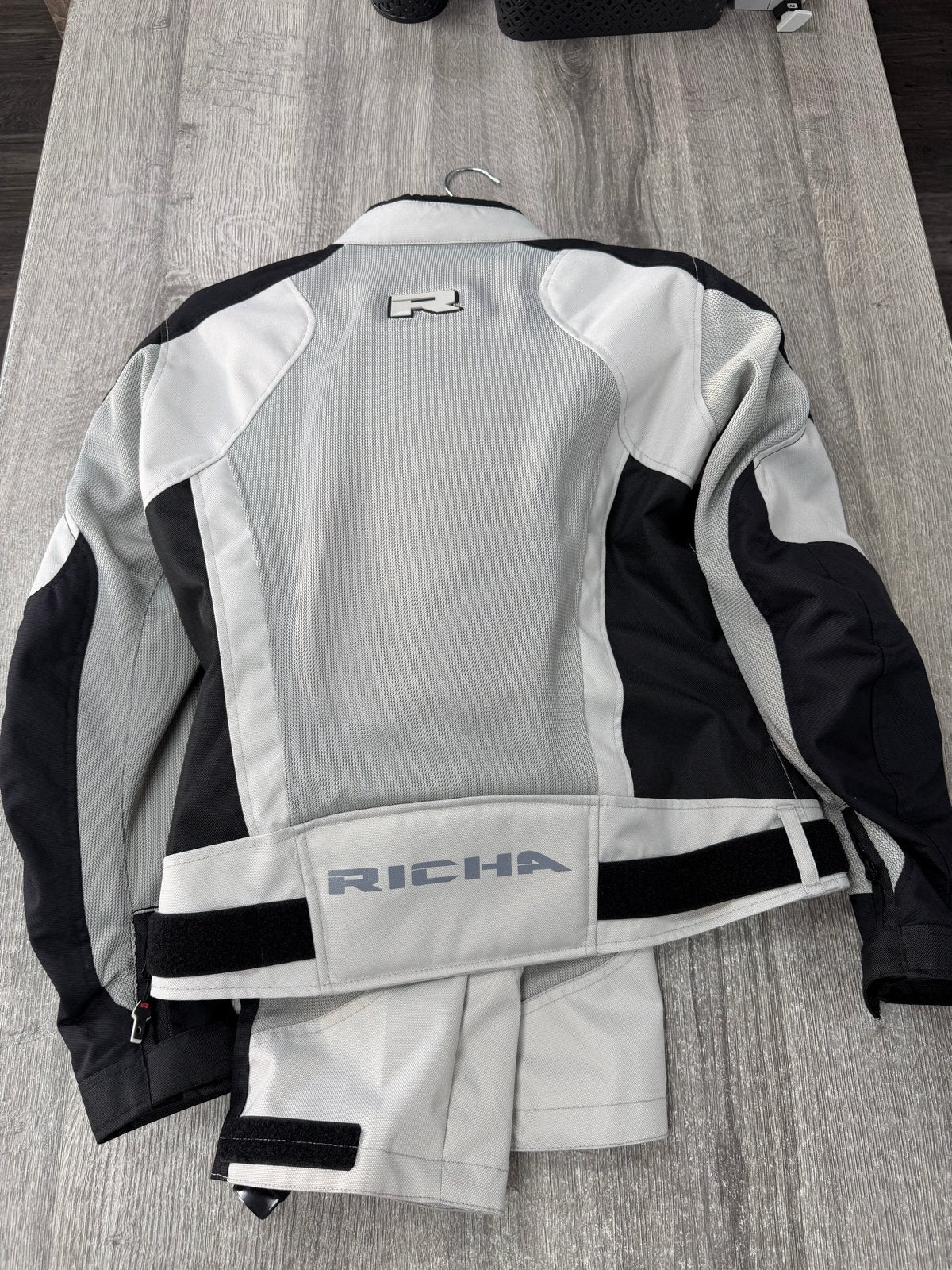 Richa textiel motorjas en broek doorwaai als nieuw, Ophalen of Verzenden, Tweedehands, Dames, Jas | textiel