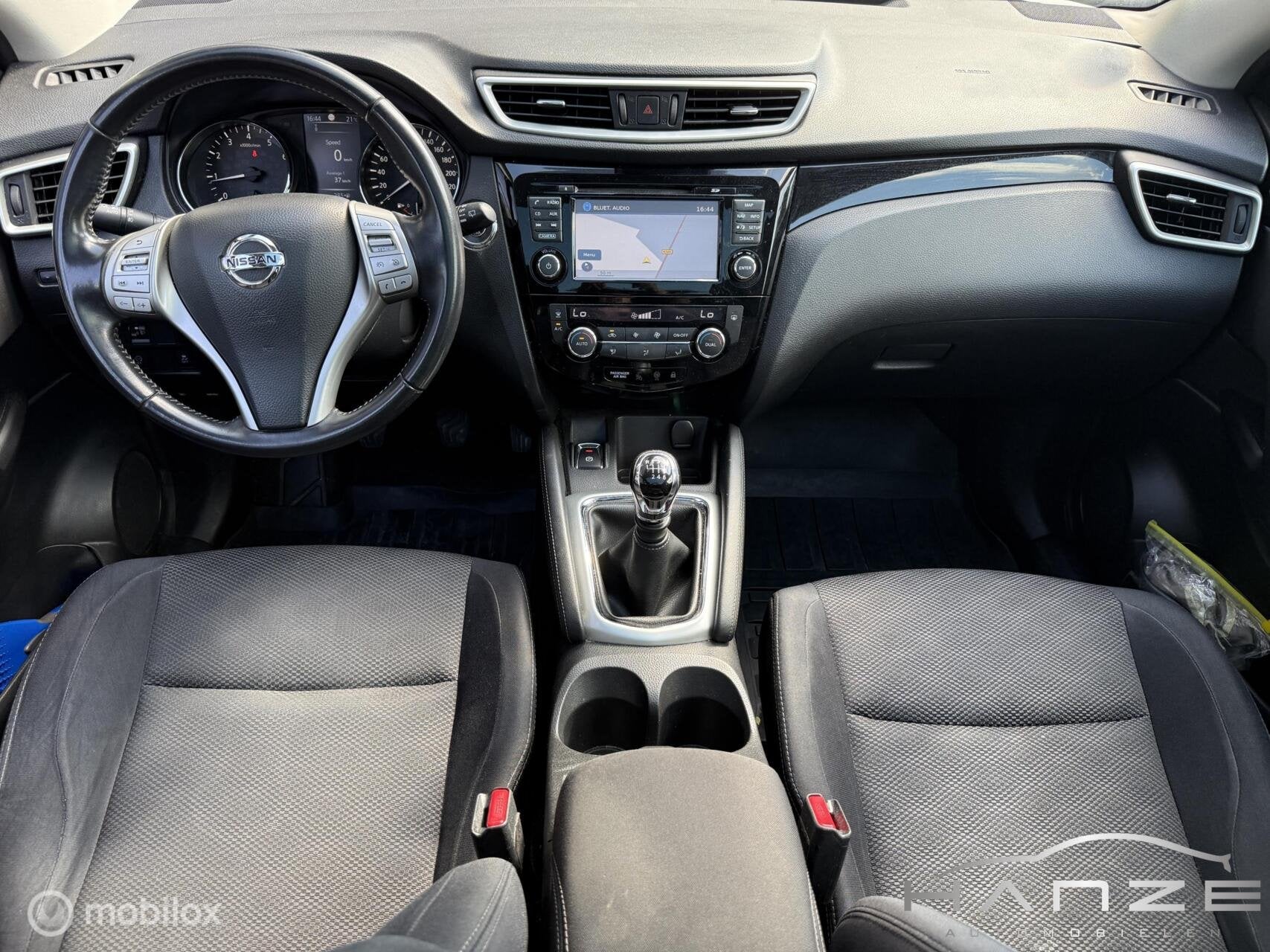 Nissan Qashqai 1.6 N-Connecta, Auto's, Voorwielaandrijving, 1618 cc, Gebruikt, Euro 6