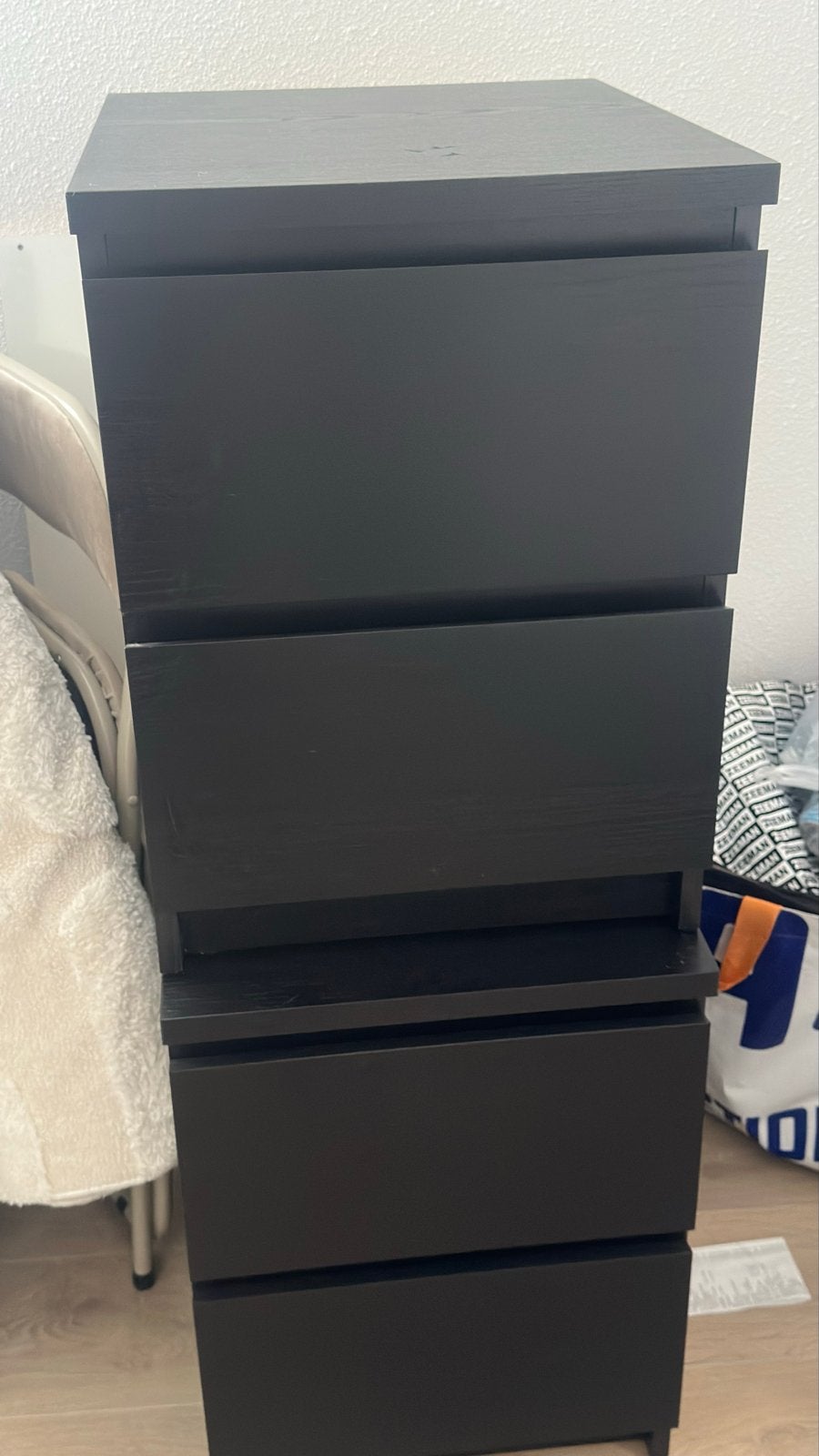 Zwarte ladekast Ikea met 2 laden - Zo goed als nieuw, Ophalen, Gebruikt, 5 laden of meer, 100 tot 150 cm