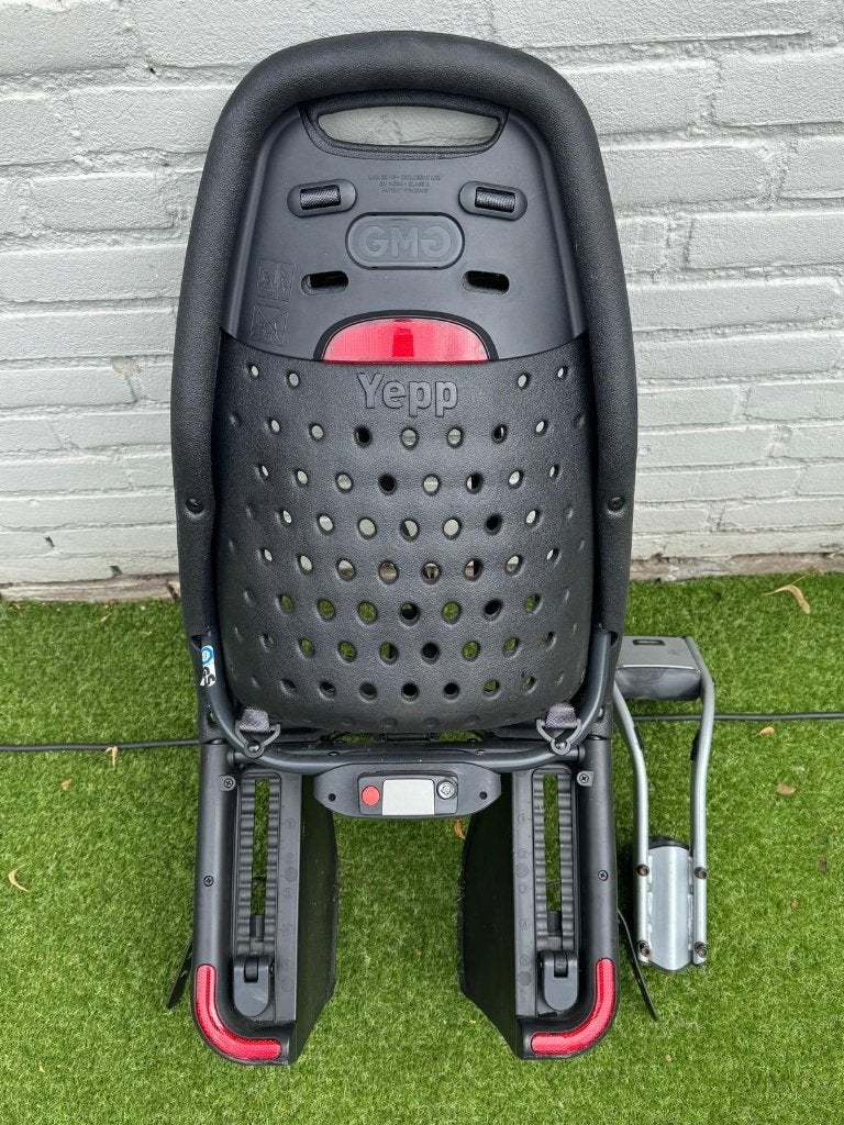 Thule Yepp Maxi met frame zadelbuis, Fietsen en Brommers, Fietsaccessoires | Fietsstoeltjes, Achterzitje, Gebruikt, 9 t/m 18 kg