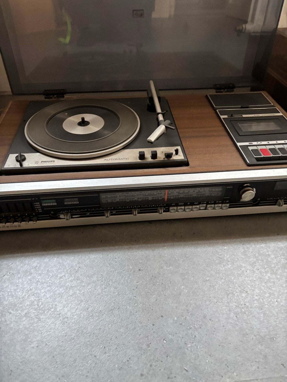 Vintage Philips platenspeler met cassettedeck en radio, Ophalen, Philips, Gebruikt, Cassettedeck