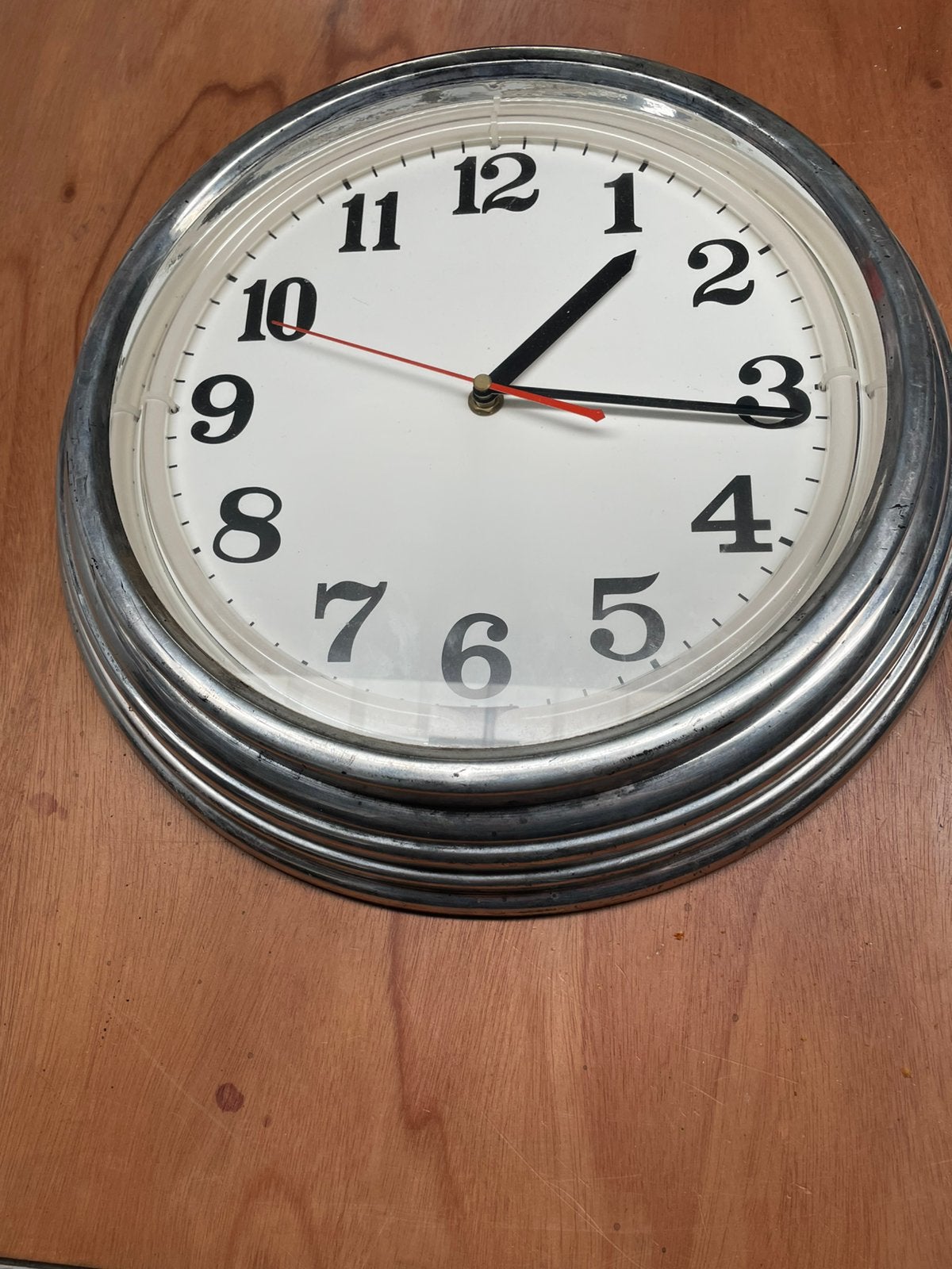 Klok , met neon verlichting, Ophalen of Verzenden, Zo goed als nieuw, Wandklok