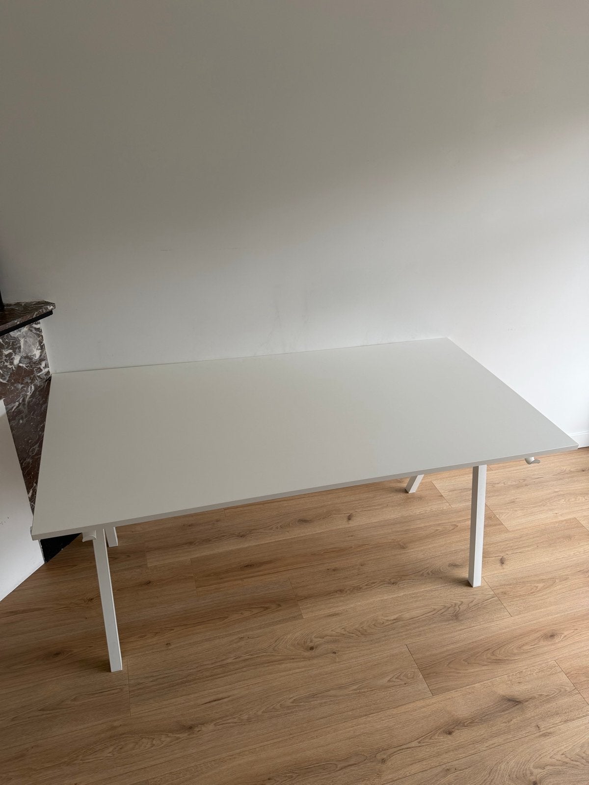 IKEA Trotten Bureau Wit 160x80 cm - Zeer goede staat, Huis en Inrichting, Ophalen, Spaanplaat of MDF, Zo goed als nieuw, IKEA
