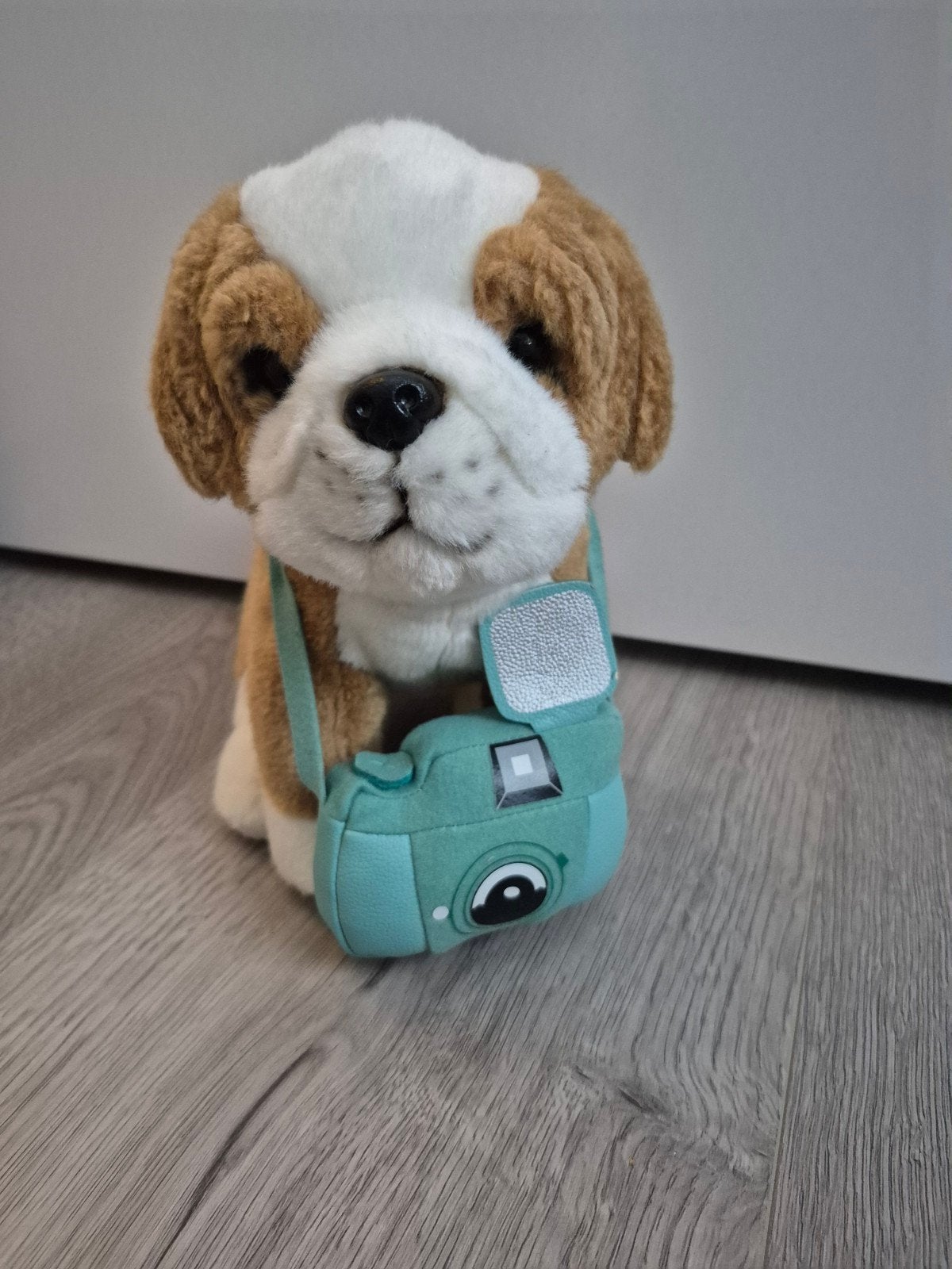 Schattige Studio Pets Bulldog knuffel met camera, Overige merken, Overige karakters, Zo goed als nieuw, Middelgroot (20 tot 80 cm)