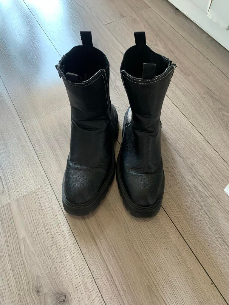 River Island laarzen maat 38.5, Ophalen of Verzenden, Gedragen, Zwart, Lage of Enkellaarzen