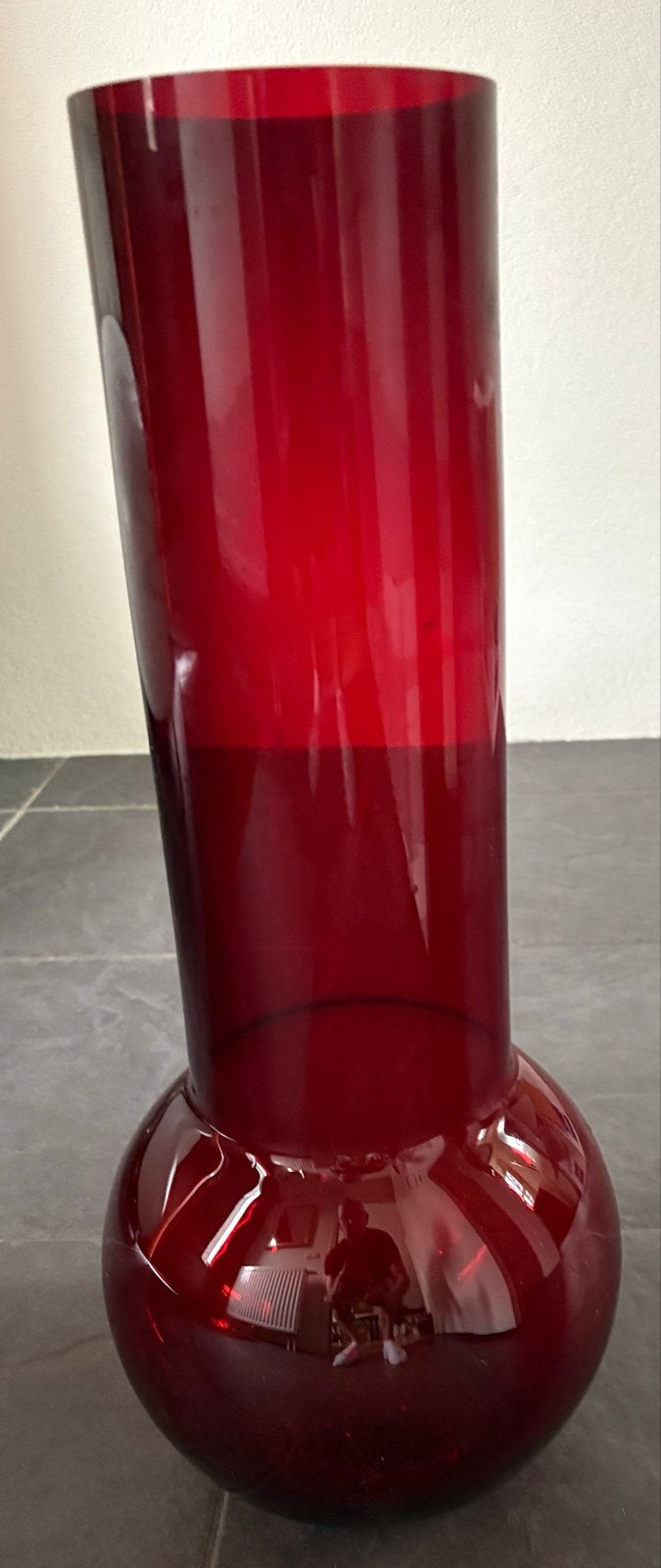 Grote rode glazen vaas - 48 cm hoog, Ophalen