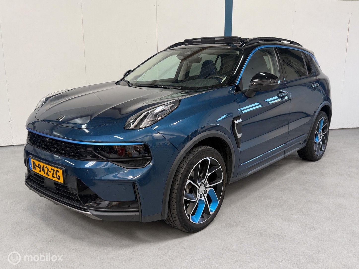 Lynk & Co 01 1.5 NL-AUTO / PANO / 360 CAMERA, Euro 6, Blauw, 120 €/maand, Origineel Nederlands