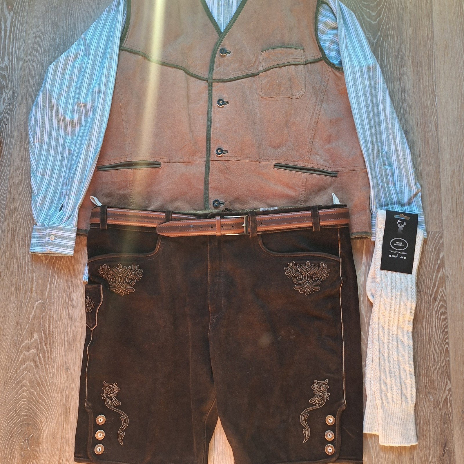Lederhose 60 gilet overhemd kousen oktoberfeest, Kleding | Heren, Ophalen of Verzenden, Gedragen, Overige maten, Maddox