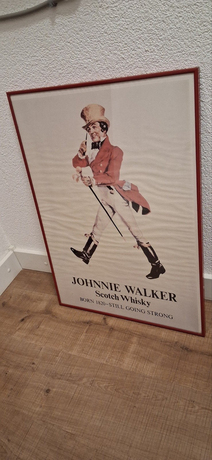 Johnnie Walker Scotch Whisky Poster - Vintage Reclame, Huis en Inrichting, Gebruikt, Ophalen of Verzenden, Foto of Poster, 75 – 100