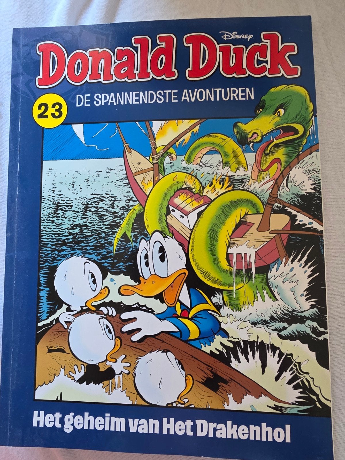 Donald Duck 23: Het geheim van Het Drakenhol, Eén stripboek, Ophalen of Verzenden, Zo goed als nieuw, Walt Disney