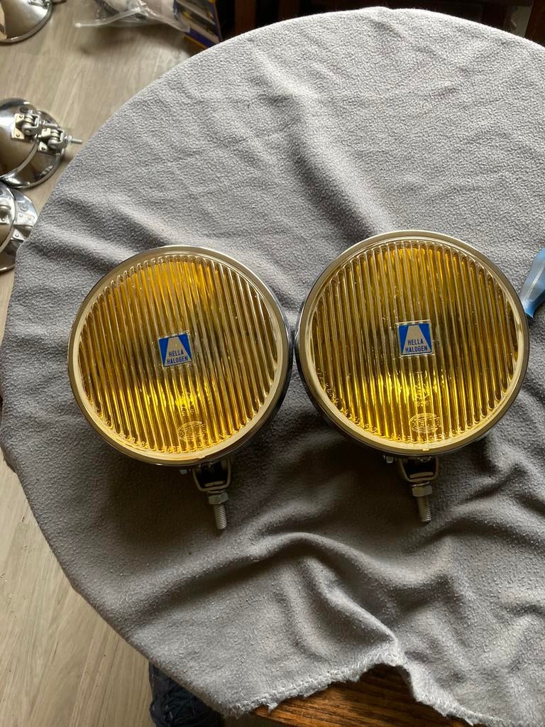 Oldtimer 2 Hella mistlampen type 170 en 18 cm, Auto-onderdelen, Verlichting, Gebruikt, Ophalen of Verzenden
