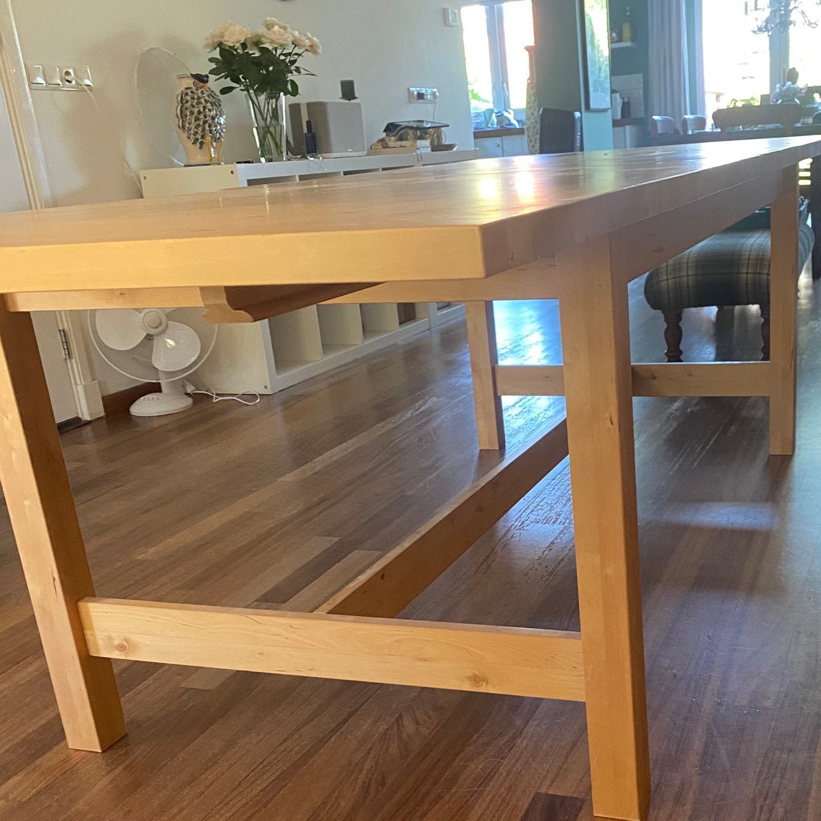 Massief houten uitschuifbare eettafel max 270cm, Ophalen, 200 cm of meer, Scandinavisch, 50 tot 100 cm