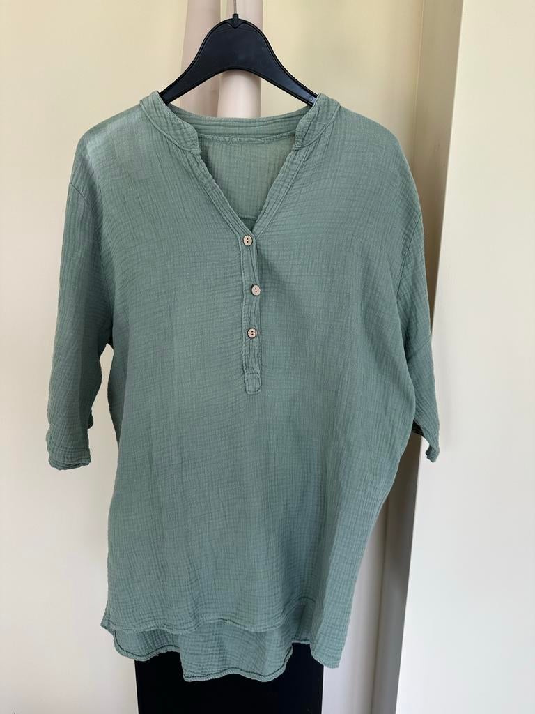 Mooie groene blouse van mousseline stof, Kleding | Dames, Blouses en Tunieken, Verzenden, Zo goed als nieuw, Maat 38/40 (M), Groen