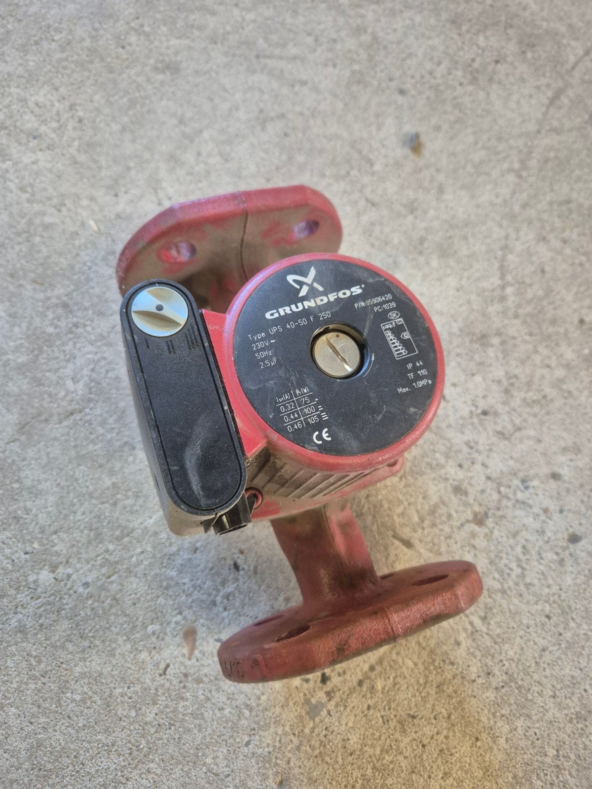 Grundfos UPS 40-50 F 250 circulatiepomp, 25 cm inbouwlengte, Ophalen of Verzenden, Gebruikt