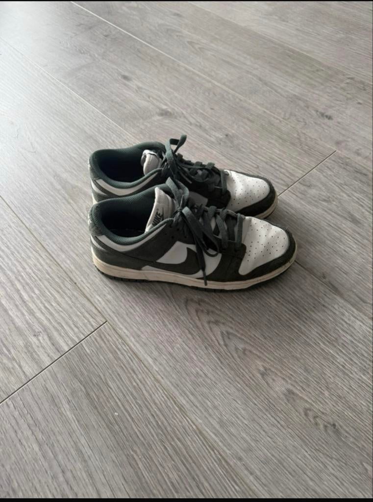 Nike Dunk Low sneakers maat 39, Ophalen of Verzenden, Sneakers of Gympen, Gedragen, Groen