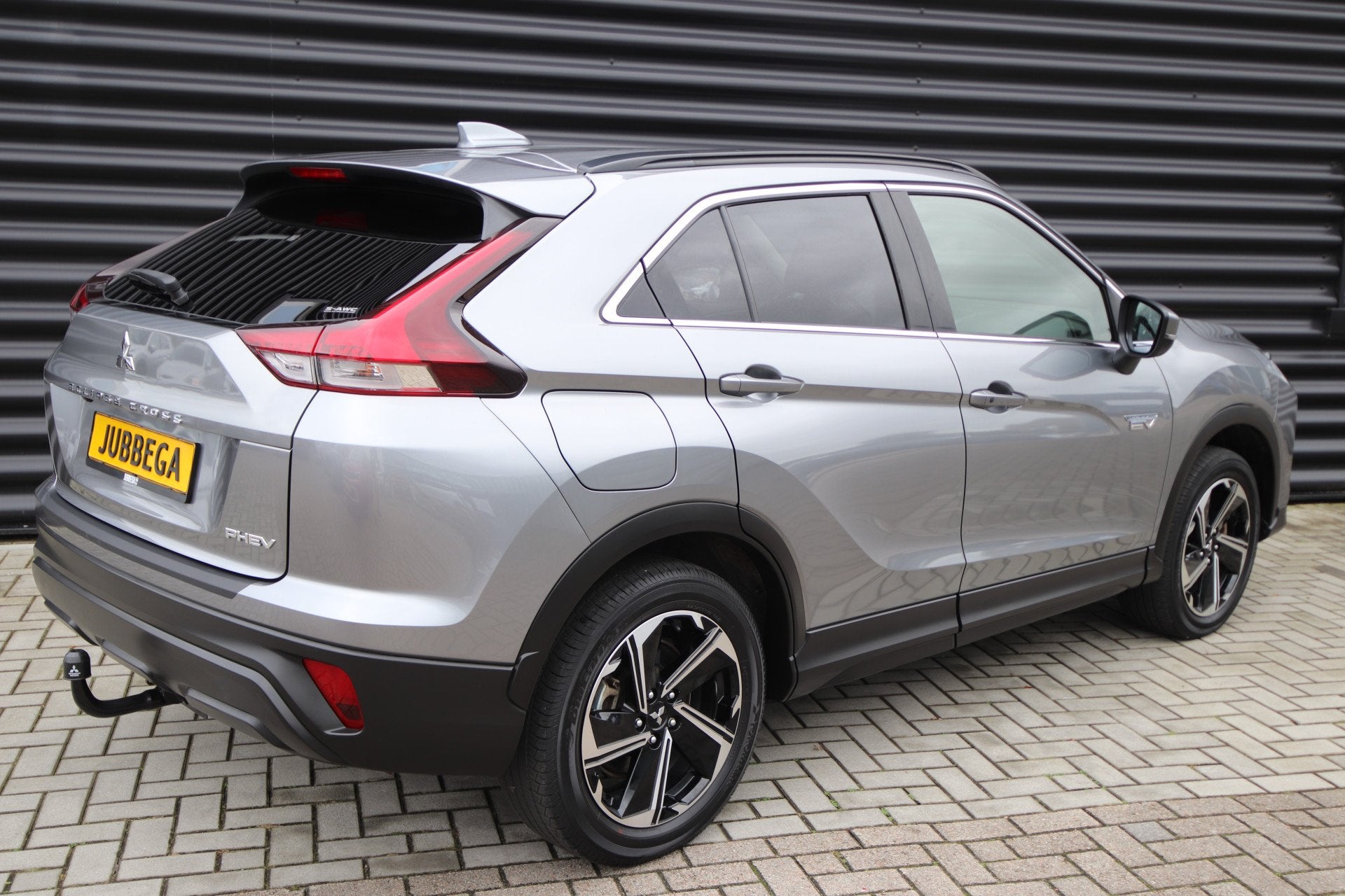 Mitsubishi Eclipse Cross 2.4 PHEV Intense Trekhaak, 1e Eig D, Auto's, Automaat, Stof, Zwart, 4 cilinders