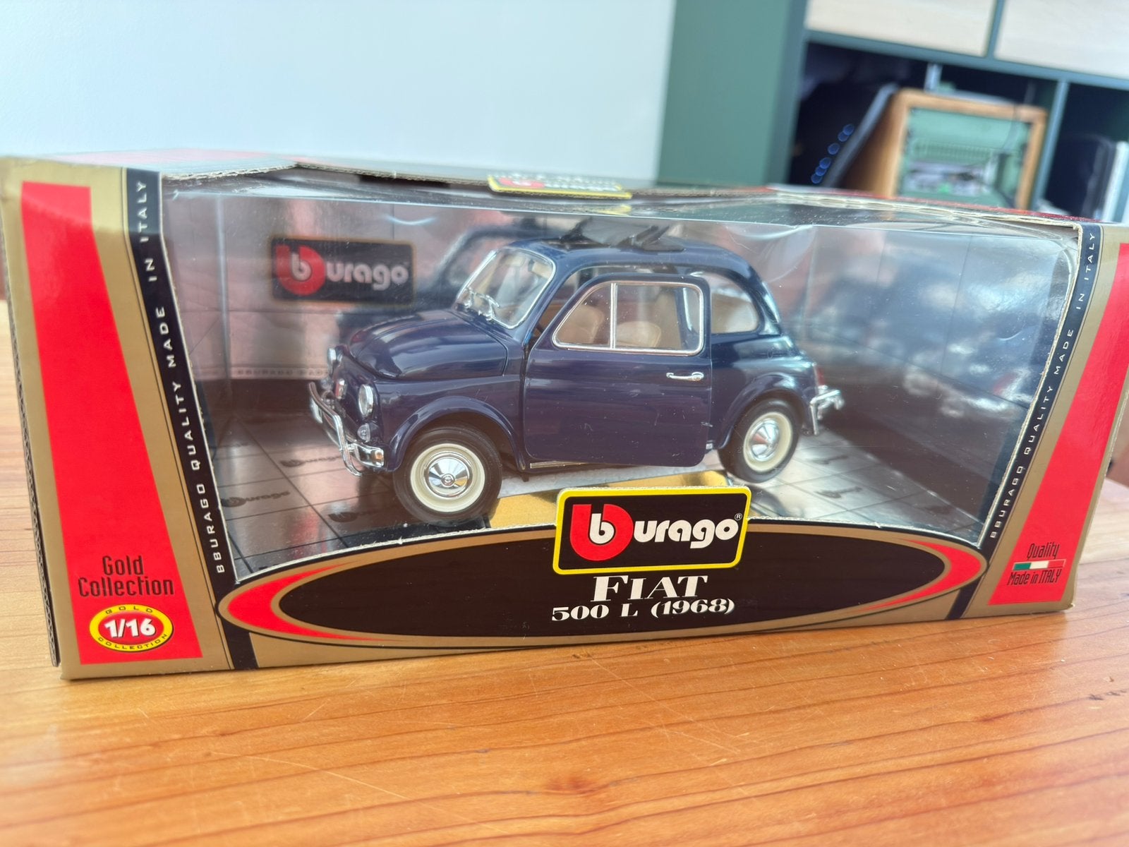 Bburago Fiat 500 L (1968) 1:16 nieuw in doos Gold Collection, Ophalen of Verzenden, Zo goed als nieuw, Bburago
